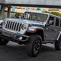 Jeep Wrangler Rubicon 4xe Slide Game Cover