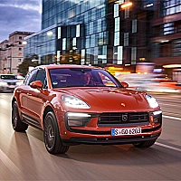 Porsche Macan S Puzzle Game Cover