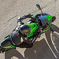 Kawasaki Ninja 650 Slide Game Cover
