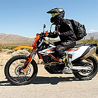 KTM 690 Enduro R Slide Game Cover