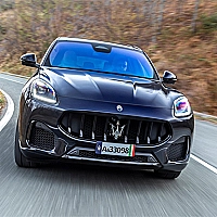 Maserati Grecale Puzzle Game Cover