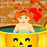 Little Baby Halloween Bathing Game Cover