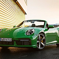 Porsche 911 Turbo Cabriolet Puzzle Game Cover