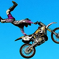 Crazy Motocross Jumps Jigsaw Game Cover