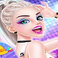 Fashion Celebrity & Dress Up Game Cover