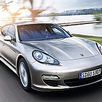 Porsche Panamera Puzzle Game Cover